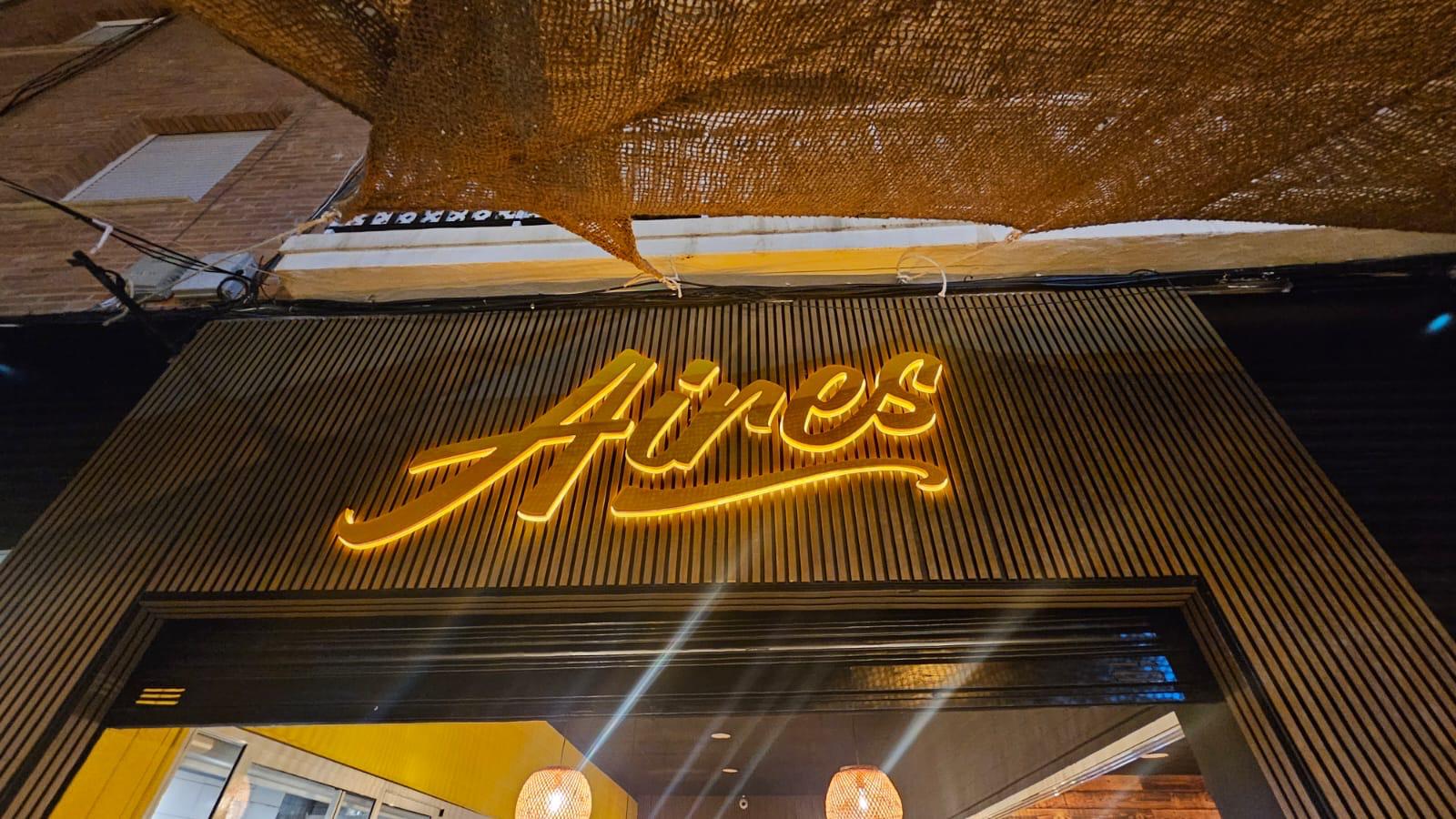 Rótulo fabricado para Aires Burger Bar